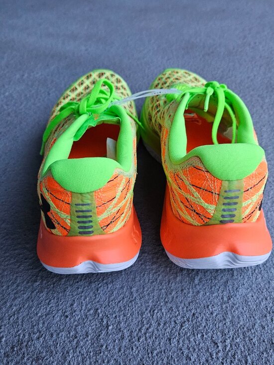 Under Armour FLOW Velociti Wind 2 CN, Green/Black, Size 10 US main image 15